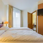 Apartmenthaus Mitte * Берлин