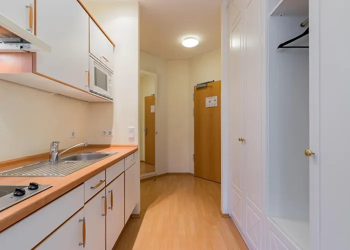 Apartmenthaus Mitte * Берлин