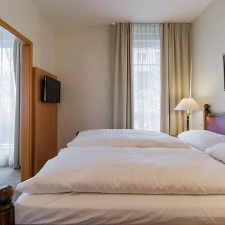 Apartmenthaus Mitte * ברלין